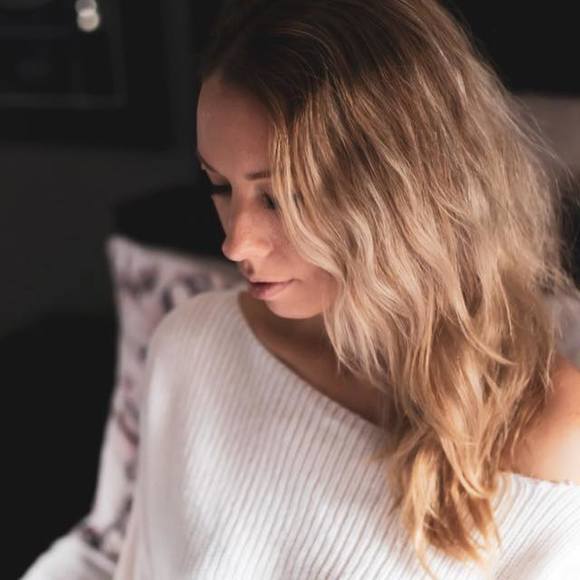 Meet your Posher, Jessica - Picture 1 of 1